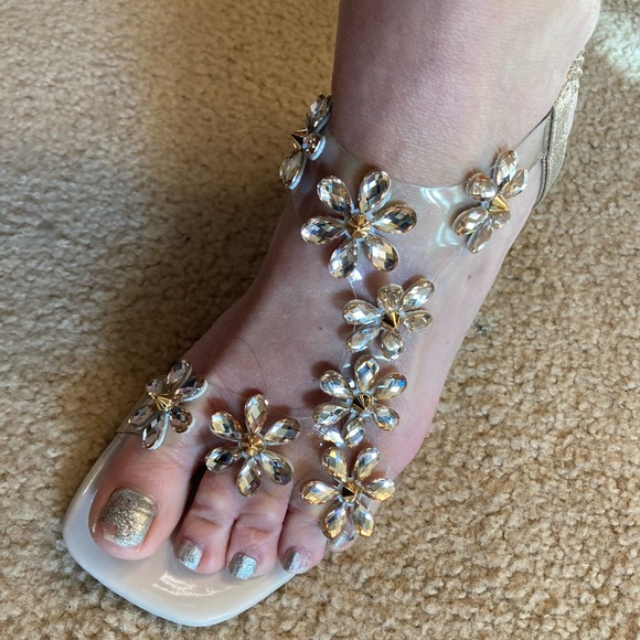 Rhinestone Slingback Sandals. - Picture 9 of 12